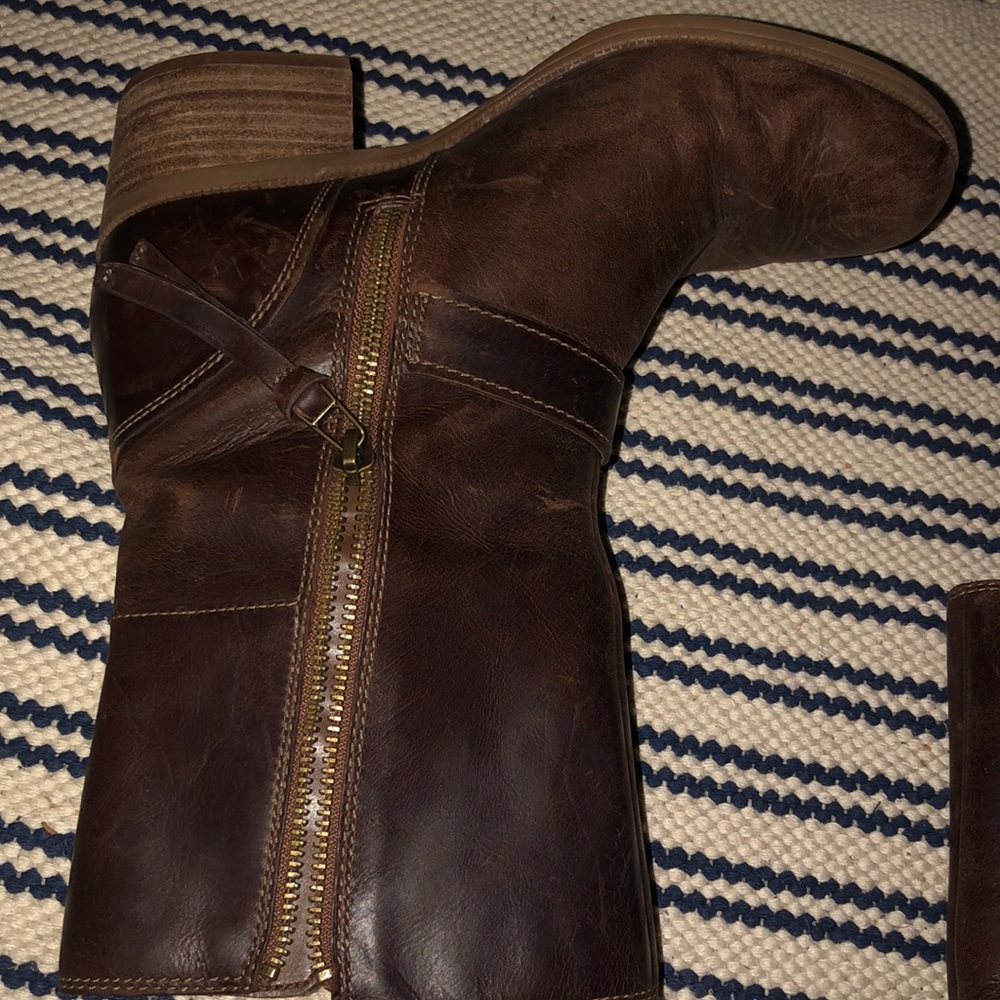 Clarks booties - Picture 3 of 5